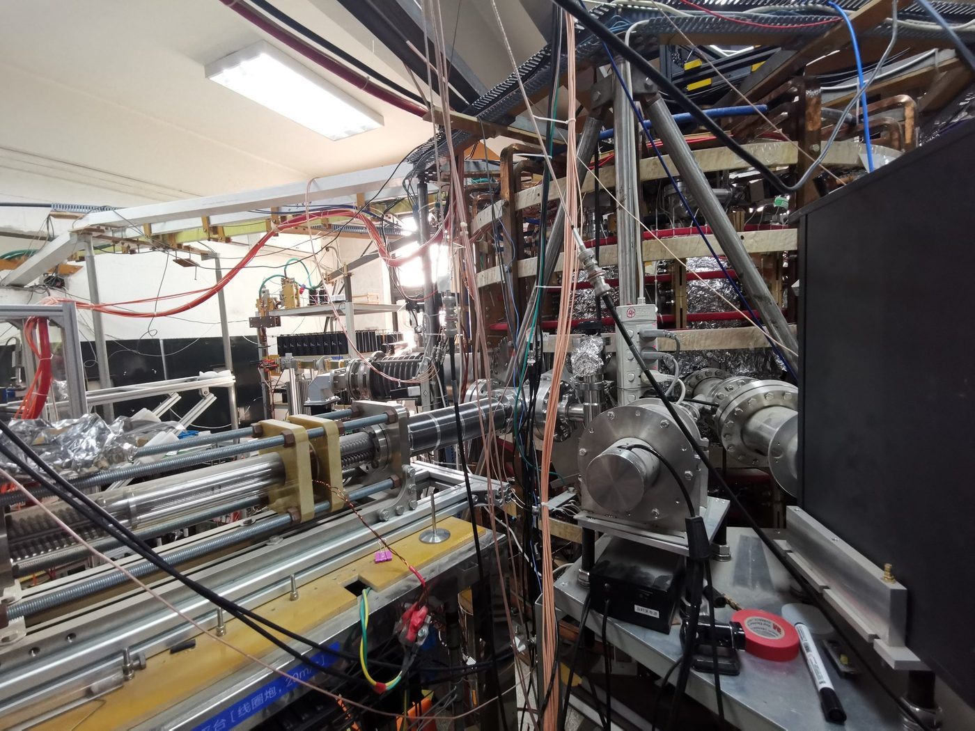 Close view of the SUNIST vessel and its magnetic diagnostics